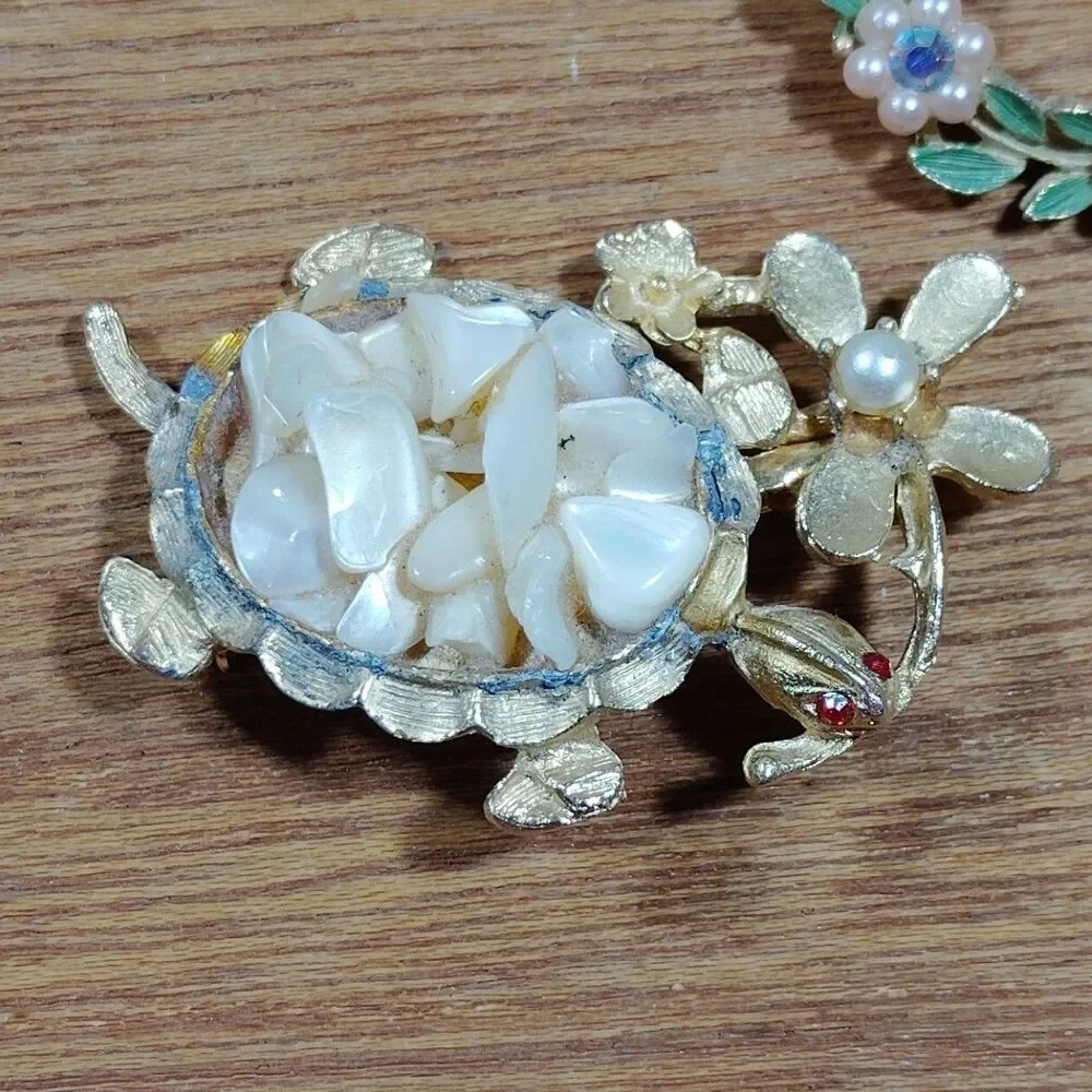 7 Vintage Floral Leaf Brooch Pins Metal Rhinestone Faux Pearl Multicolor Turtle